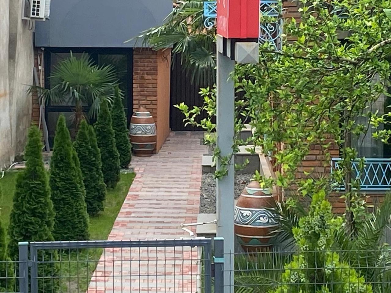 Hotel Varla Кутаїсі Екстер'єр фото