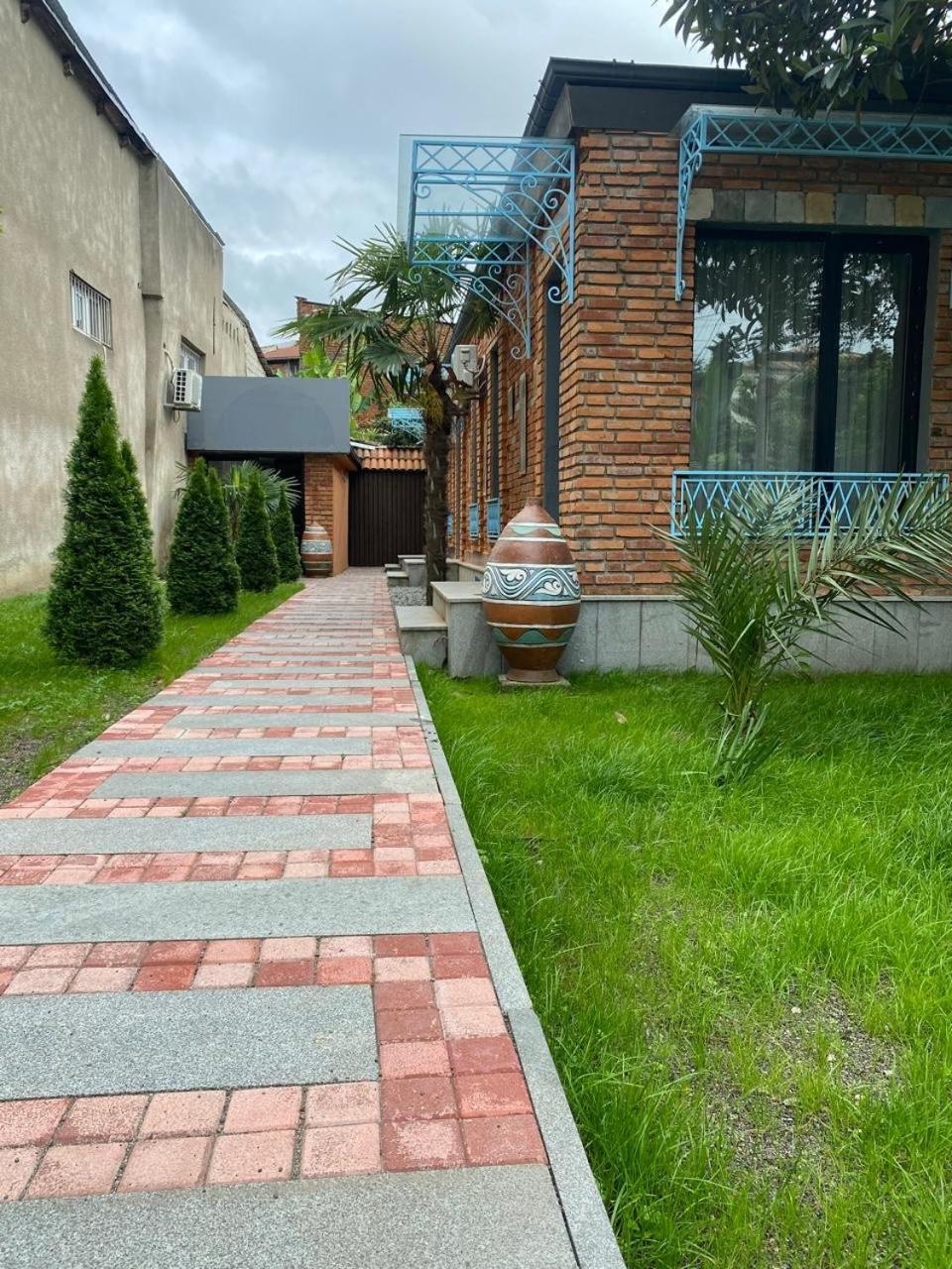 Hotel Varla Кутаїсі Екстер'єр фото